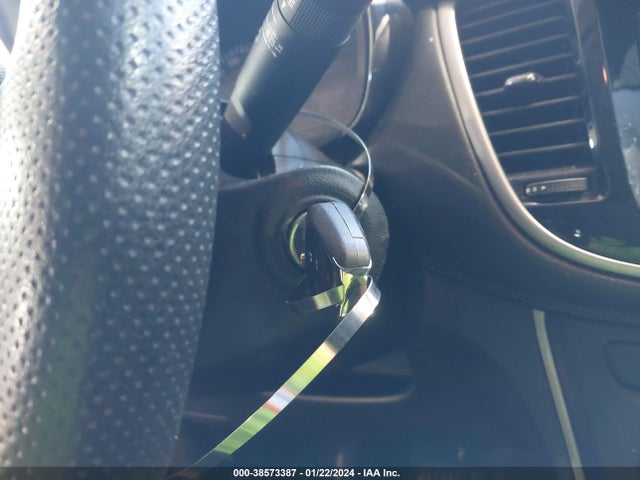 Chevrolet TRAX LS 2019 3GNCJKSB7KL119004 Image 11