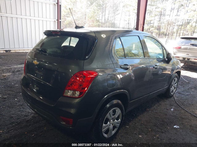 Chevrolet TRAX LS 2019 3GNCJKSB7KL119004 Image 4