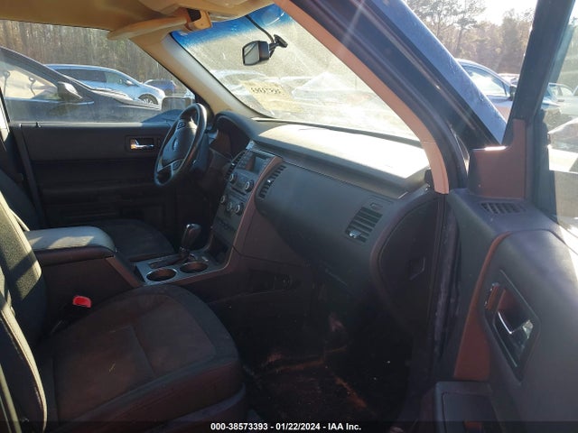 Ford FLEX SE 2019 2FMGK5B82KBA37136 Image 5