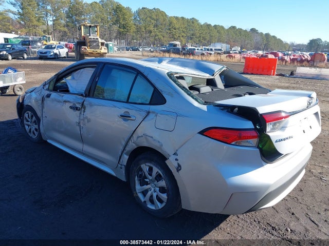 Toyota COROLLA LE 2022 5YFEPMAE3NP341148 Image 3