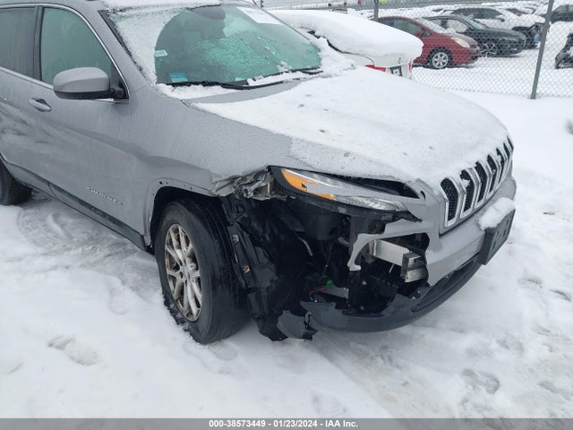 Jeep Cherokee Latitude 2015 1C4PJMCB4FW673850 Image 6