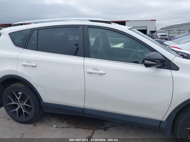 Toyota RAV4 SE 2016 JTMJFREV1GJ081588 Image 13