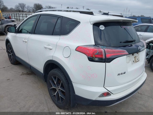 Toyota RAV4 SE 2016 JTMJFREV1GJ081588 Image 3
