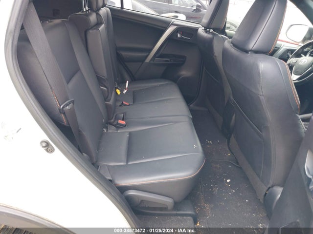 Toyota RAV4 SE 2016 JTMJFREV1GJ081588 Image 8