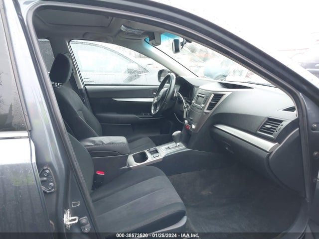 Subaru Outback 2.5i Premium 2014 4S4BRBDC2E3256897 Image 5