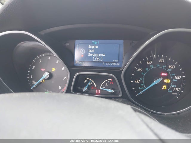 2014 FORD FOCUS SE VIN: 1FADP3F28EL228105
