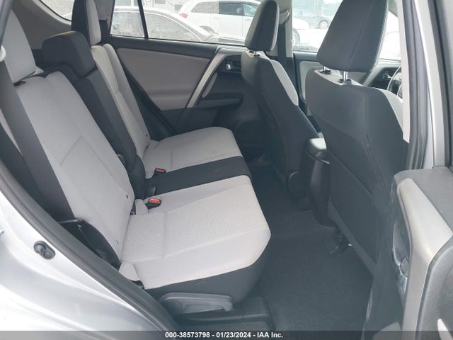 Toyota Rav4 Xle 2016 2T3RFREV8GW533136 Image 8