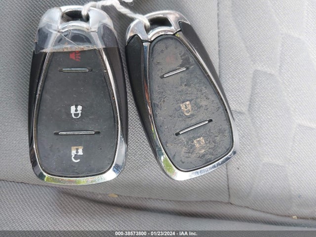 Chevrolet EQUINOX LS 2019 2GNAXHEV9K6143923 Image 11