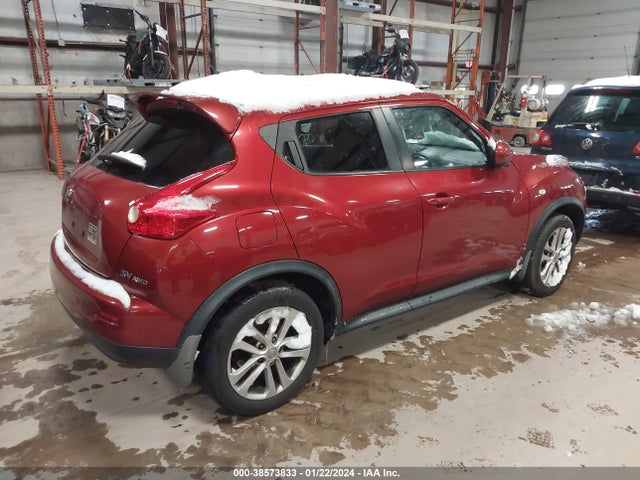 2011 NISSAN JUKE SV VIN: JN8AF5MV3BT021095