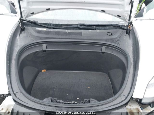 5YJ3E1EA6JF032721 Tesla Model 3 Long Range/mid Range