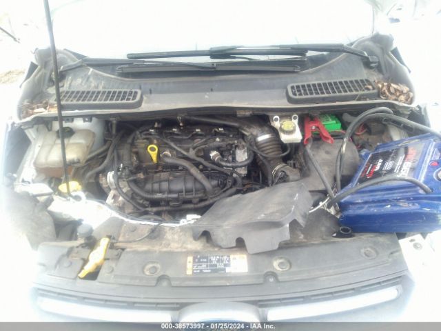 1FMCU9GX8GUB41020 Ford ESCAPE SE