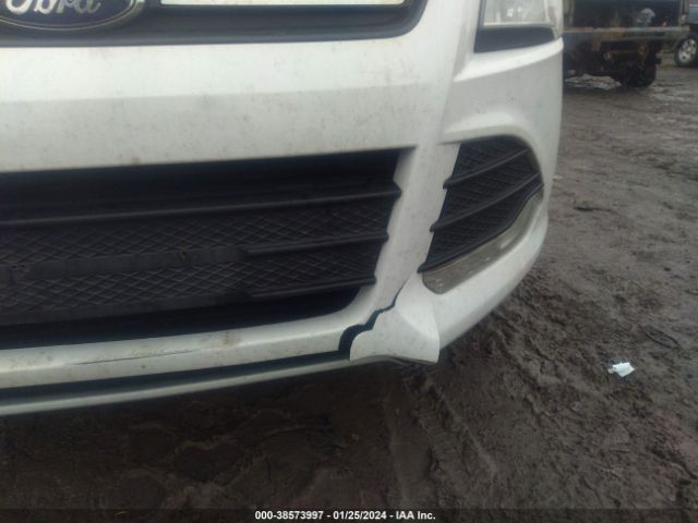 1FMCU9GX8GUB41020 Ford ESCAPE SE