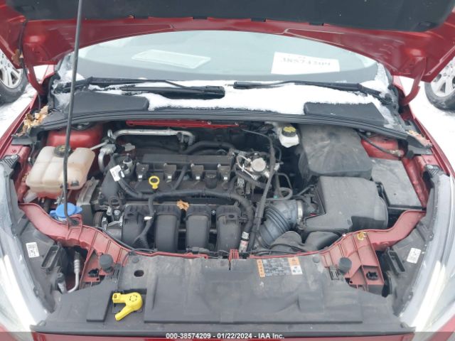 1FADP3M20JL301528 Ford FOCUS SEL
