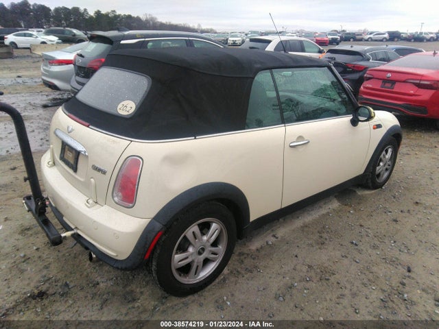 2006 MINI COOPER WMWRF33526TF64965 Photo 3