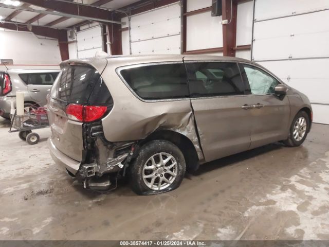 2C4RC1DG1HR654678 Chrysler Pacifica Touring