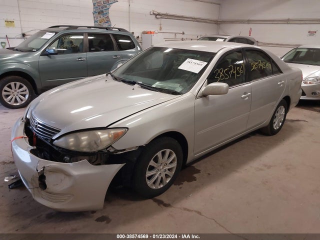 2005 TOYOTA CAMRY LE VIN: 4T1BE32K05U576001