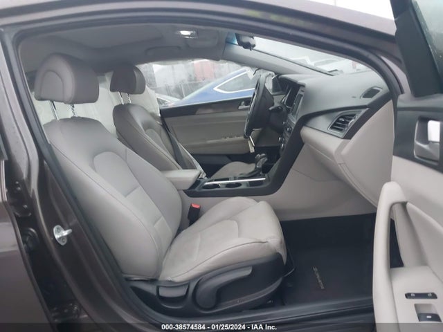Продаж на аукціоні авто 2016 Hyundai Sonata Sport, vin: 5NPE34AFXGH422670, номер лоту: 38574584