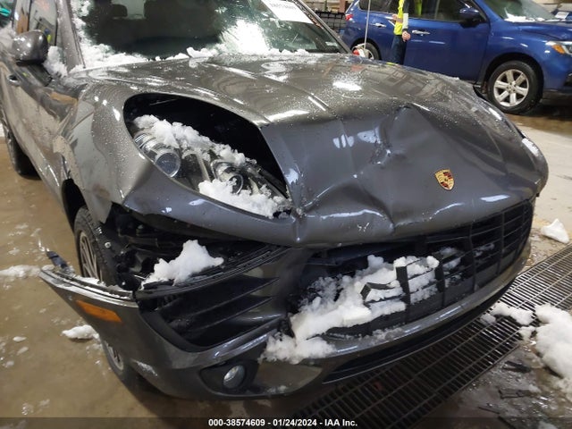 2018 PORSCHE MACAN WP1AB2A55JLB40516 Photo 5