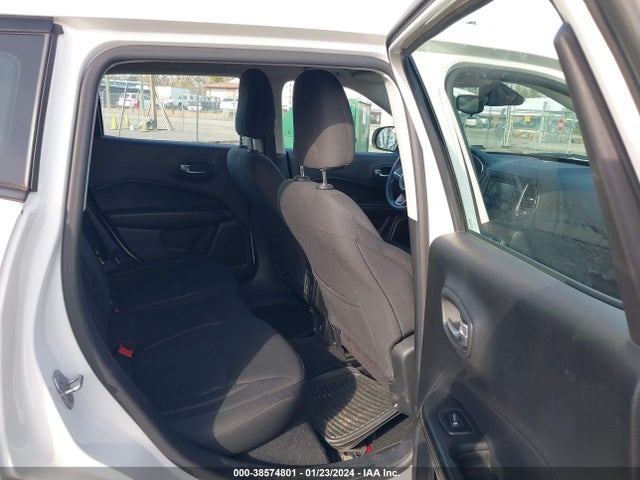 Jeep Compass Sport 4x4 2018 3C4NJDAB0JT307585 Image 8
