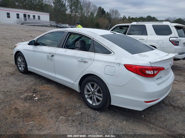 2015 HYUNDAI SONATA SE VIN: 5NPE24AF5FH205304