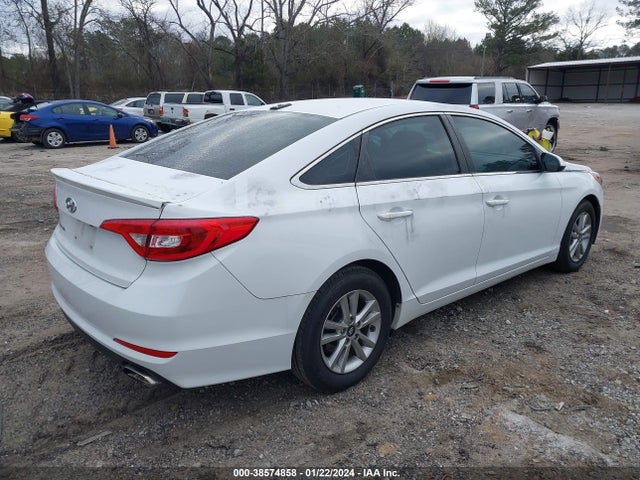 2015 HYUNDAI SONATA SE VIN: 5NPE24AF5FH205304