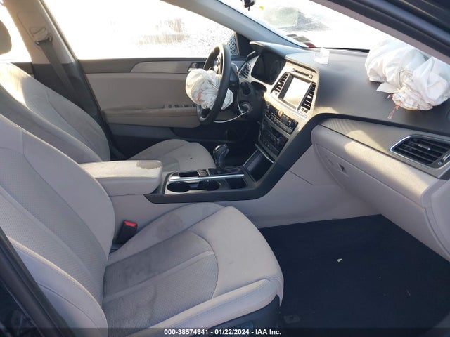 2017 HYUNDAI SONATA SE VIN: 5NPE24AF7HH450026