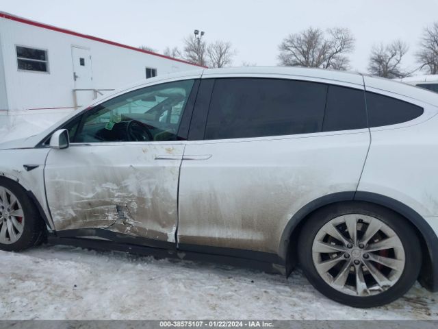 5YJXCBE47GF005107 Tesla Model X 75d/p100d/p90d
