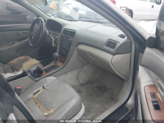 1998 LEXUS ES 300 VIN: JT8BF28G9W5037692