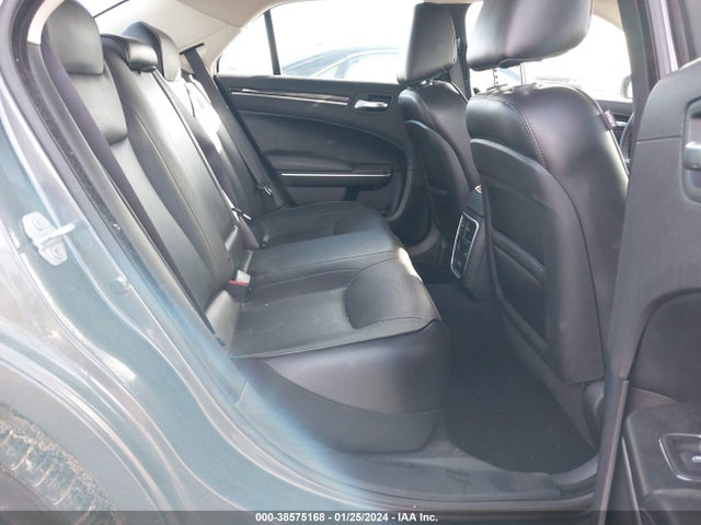 2C3CCAKG9KH631630 Chrysler 300 Limited Awd