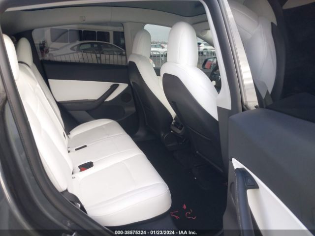 2022 TESLA MODEL Y 7SAYGDEF5NF411263 Photo 7