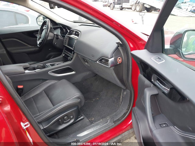 2017 JAGUAR F-PACE SADCL2BV7HA090301 Photo 4