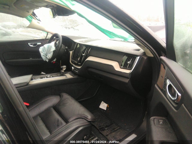 YV4102RL4M1726910 Volvo Xc60 T5 Inscription