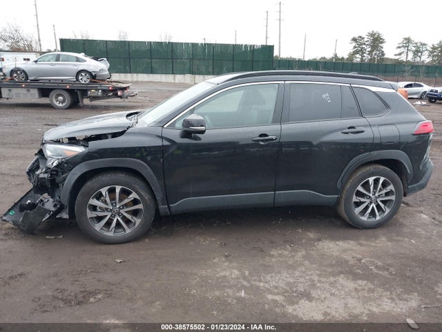 2022 TOYOTA COROLLA CROSS XLE VIN: 7MUEAABG9NV036279