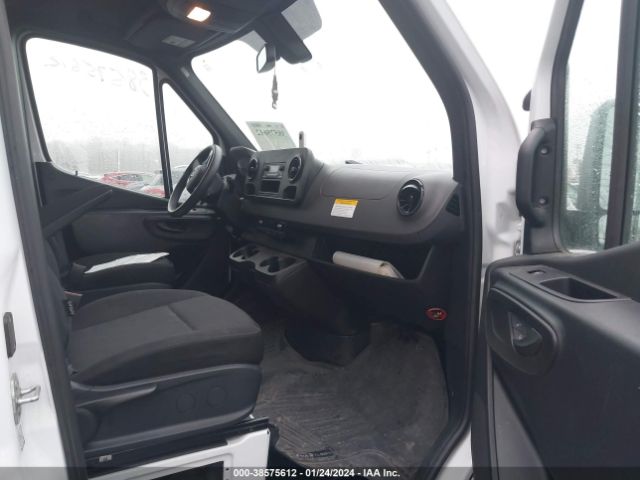 W1Y40CHY5NT103655 Mercedes-Benz Sprinter 2500 High Roof I4