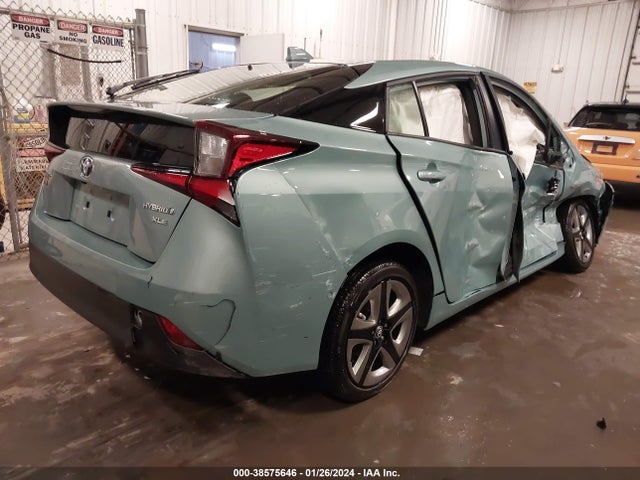 Toyota PRIUS XLE 2022 JTDKAMFU4N3170343 Image 4