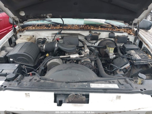 1999 GMC YUKON SLE VIN: 1GKEC13R5XJ756266