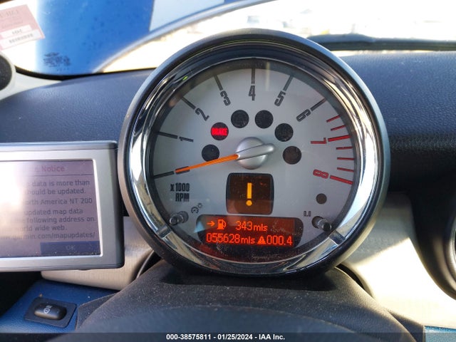 2008 MINI COOPER S CLUBMAN WMWMM33598TP70042 Photo 6