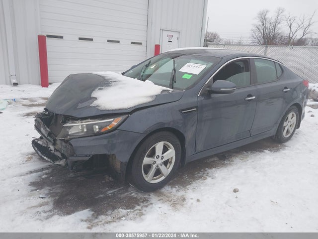 KIA Optima Lx 2015 KNAGM4A75F5597872 Image 2