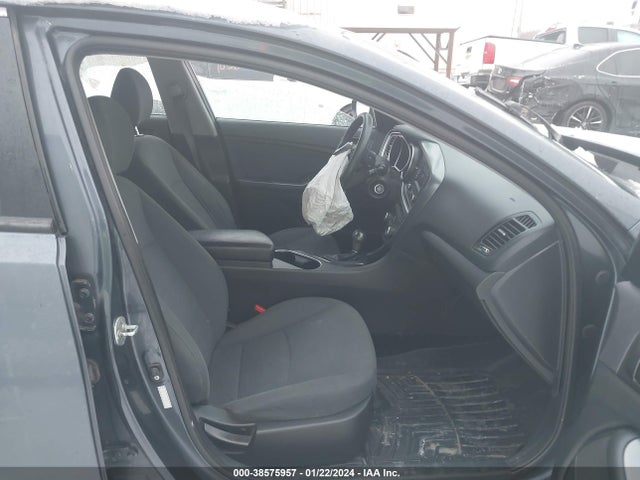 KIA Optima Lx 2015 KNAGM4A75F5597872 Image 5