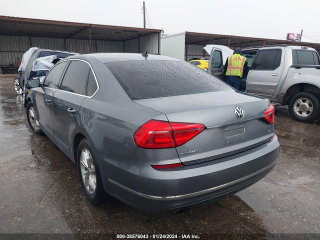 1VWAT7A36GC039842 Volkswagen Passat 1.8t S