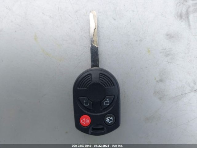 1FADP3F23FL347052 Ford FOCUS SE