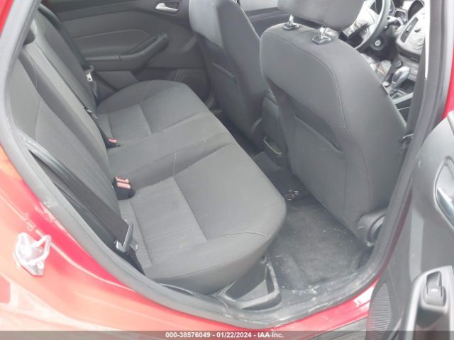 1FADP3F23FL347052 Ford FOCUS SE