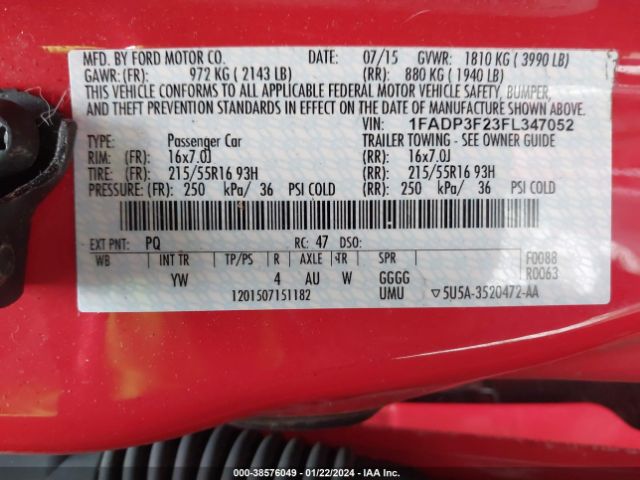 1FADP3F23FL347052 Ford FOCUS SE
