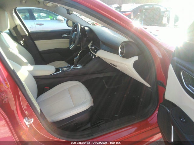 ZARFANAN6L7632582 Alfa Romeo Giulia Awd