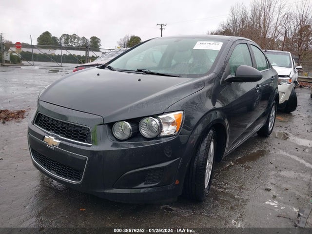 Chevrolet Sonic Lt Auto 2014 1G1JC5SH4E4235490 Image 2