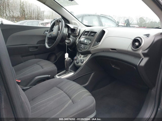 Chevrolet Sonic Lt Auto 2014 1G1JC5SH4E4235490 Image 5