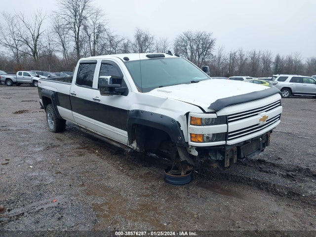 2015 1GC1KVE83FF541155 main image