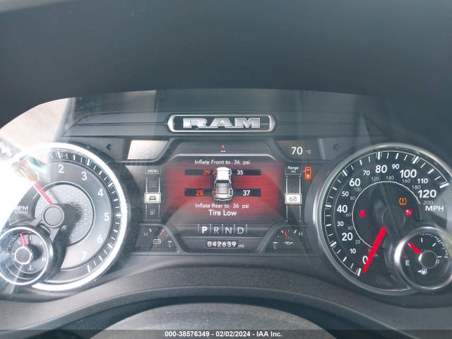 2021 RAM 1500 BIG HORN 4X2 5'7 BOX VIN: 1C6RREFT5MN543341