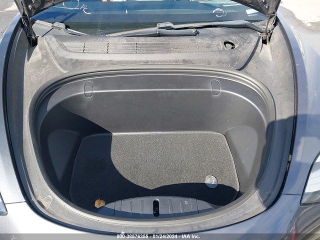 Tesla Model 3 Long Range/mid Range 2018 5YJ3E1EA5JF059585 Image 10