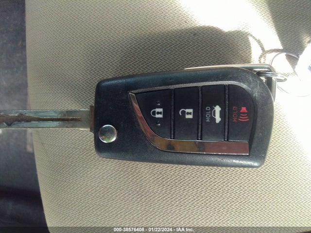 Toyota CAMRY LE 2020 4T1C11AK6LU900054 Image 11